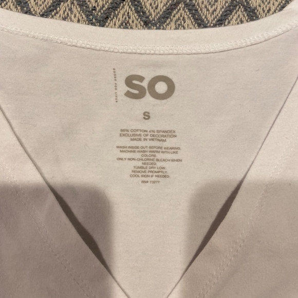 SO White Wrap Crop Top – Size Small - Picture 3 of 4